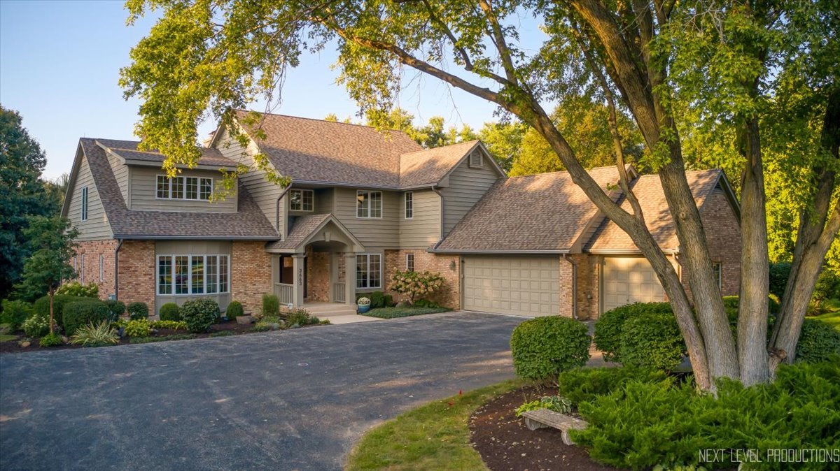 3663 Wolf Road