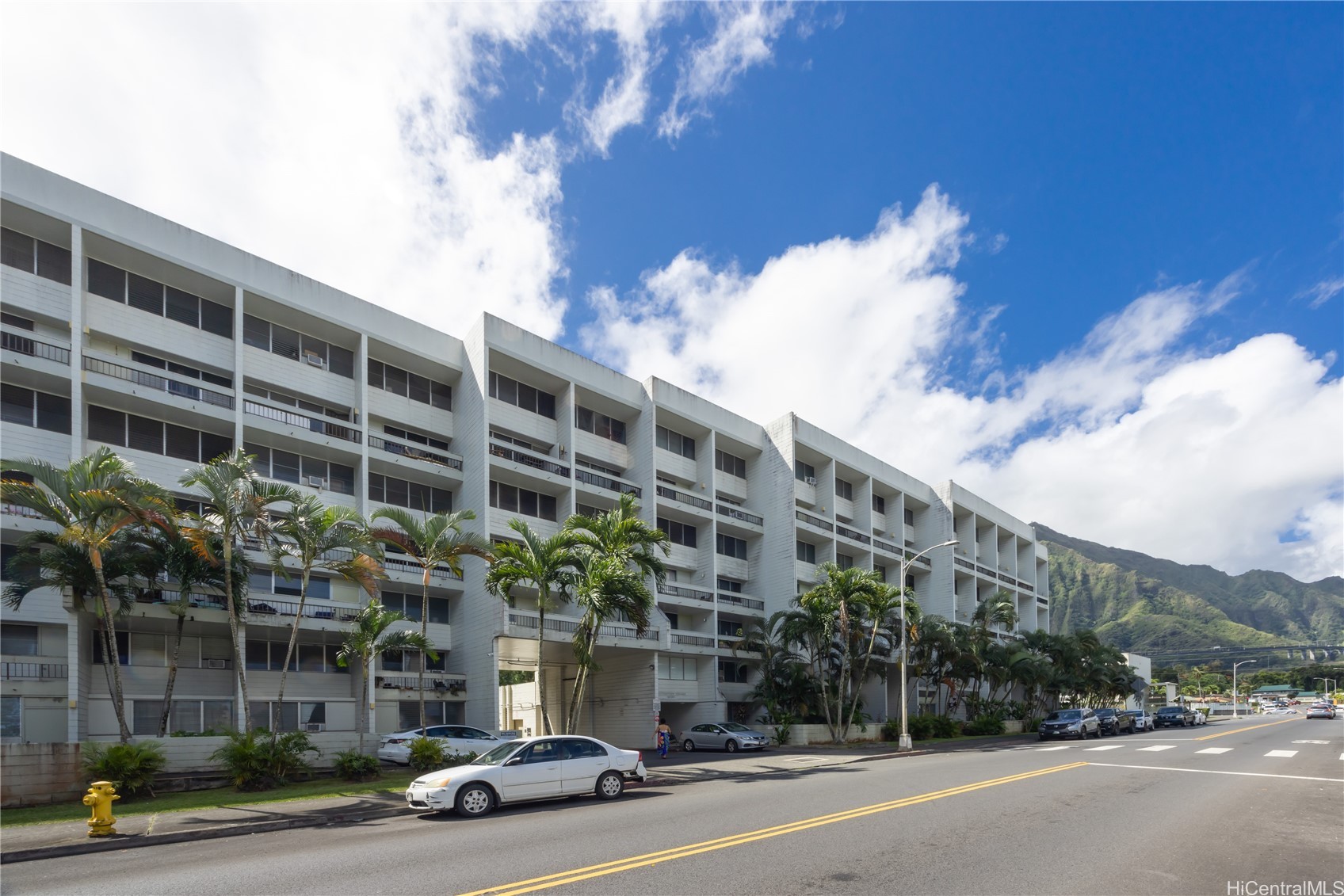 46-270 Kahuhipa Street A605