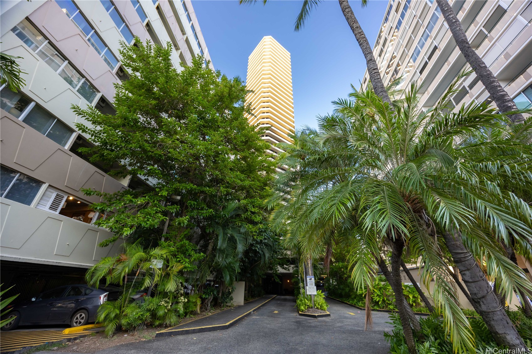 1700 Ala Moana Boulevard 3801