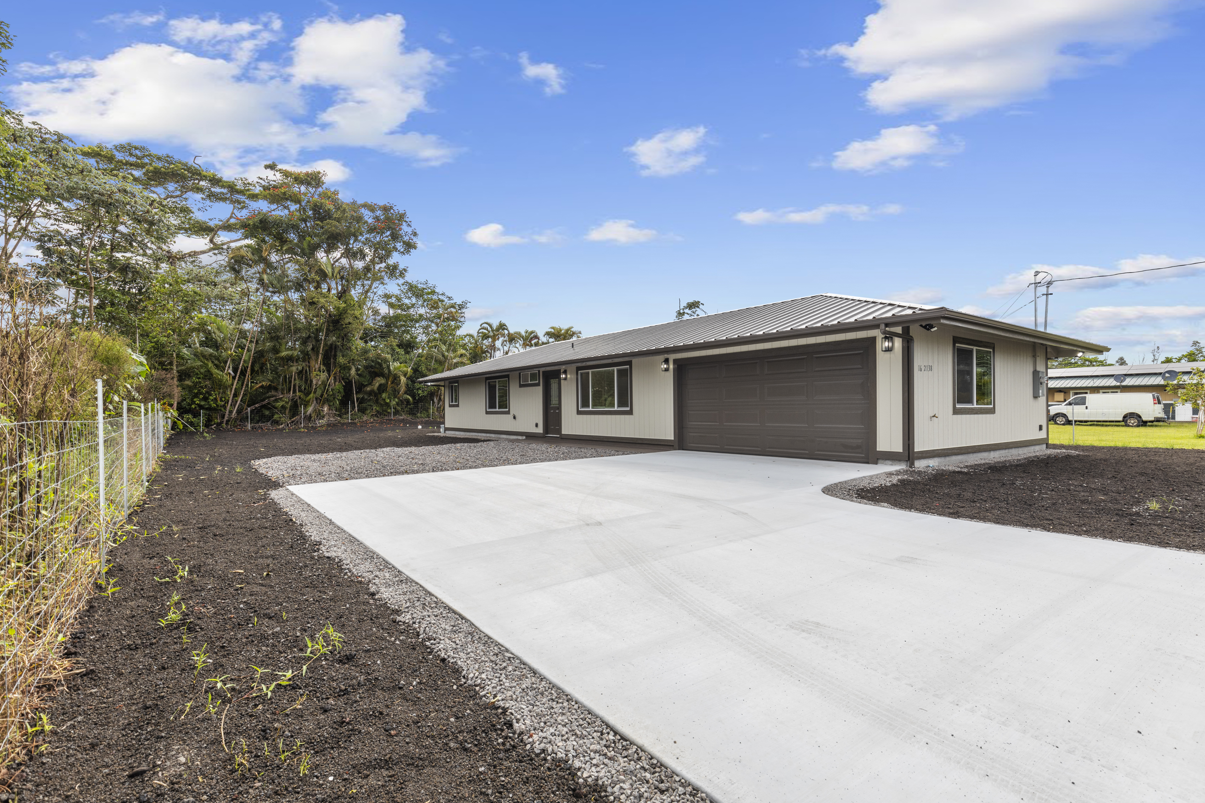16-2138 RAINBOW DR