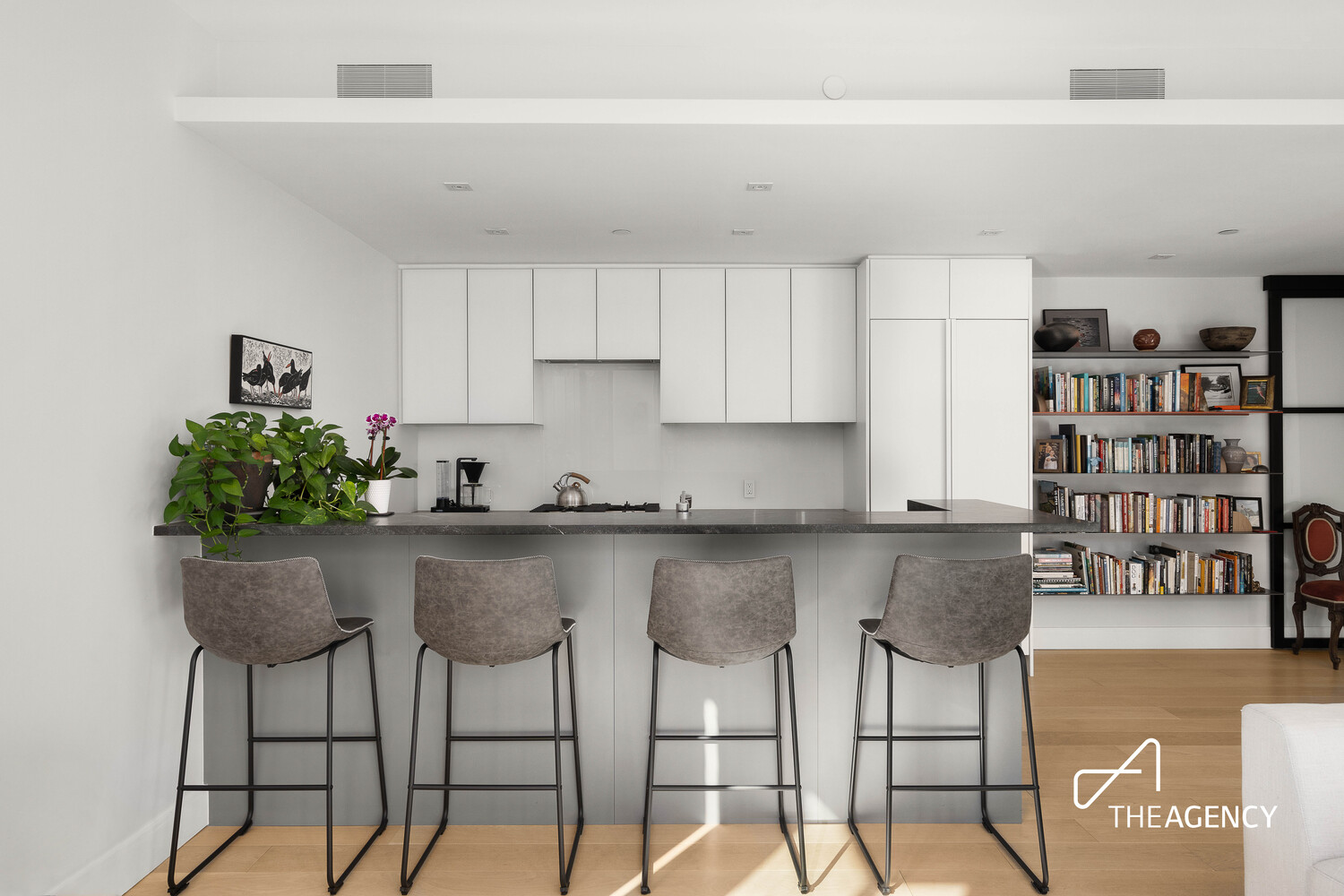 145 CENTRAL Park N 2A