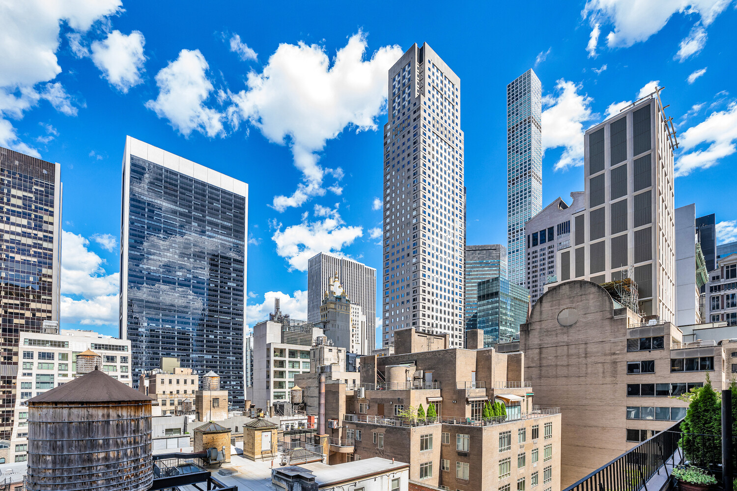 25 W 54TH Street 12A