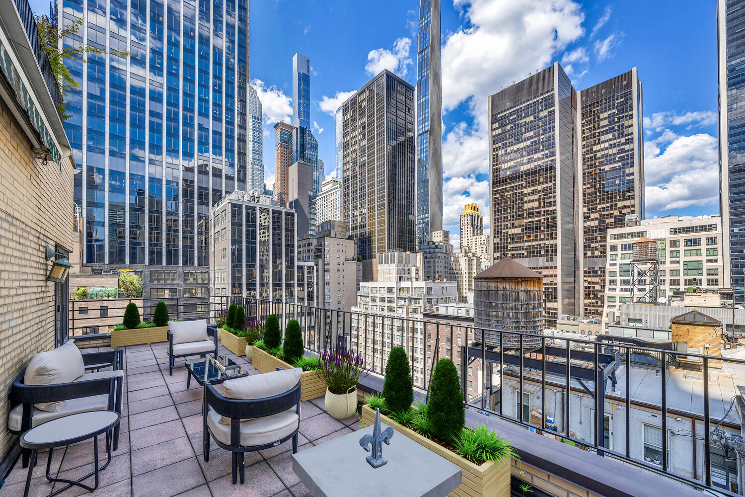 25 W 54TH Street 12A