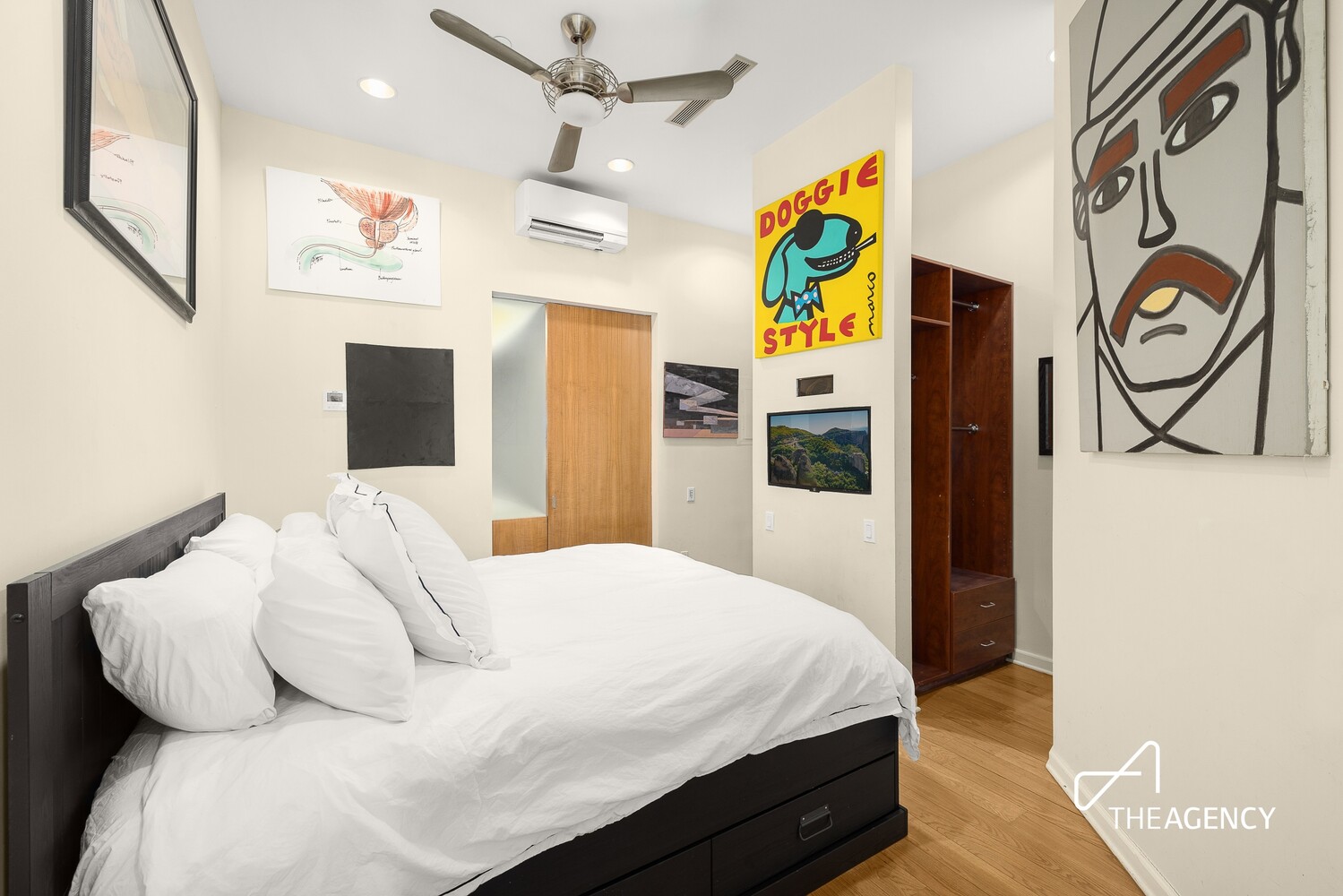1 BOND Street 2D