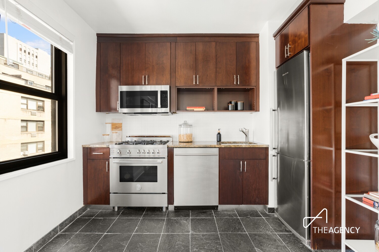 425 E 79TH Street 11N