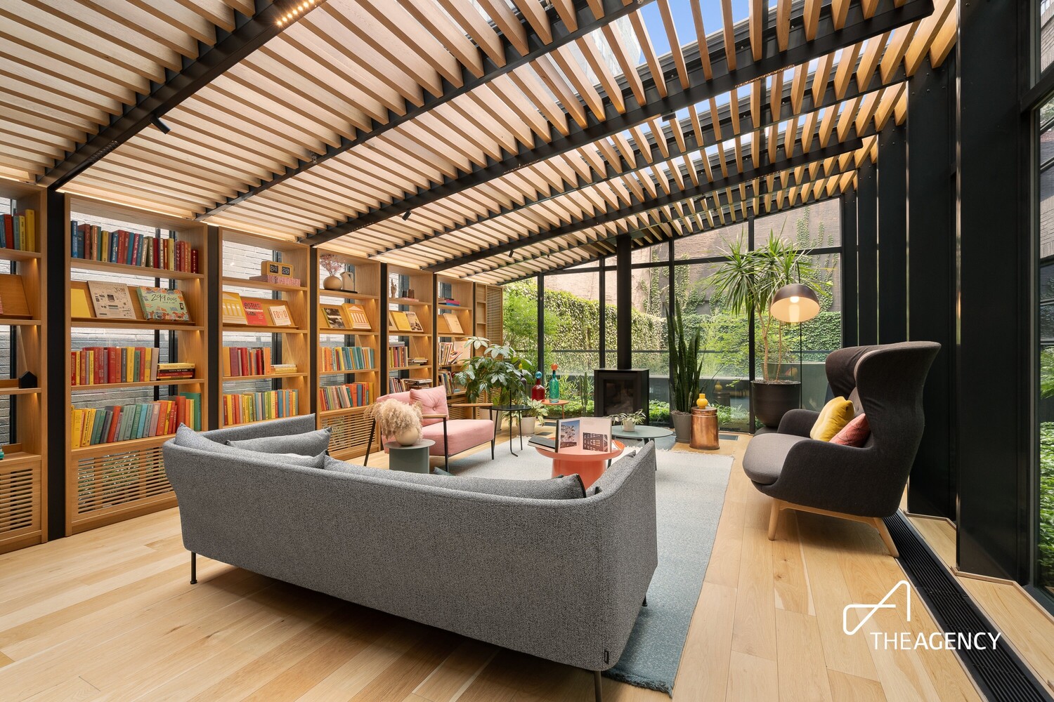 547 W 47TH Street 711
