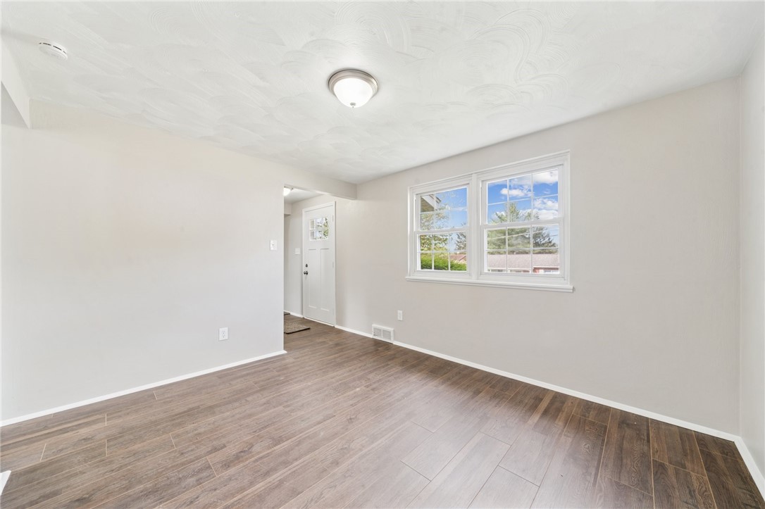 504 Macbeth Dr