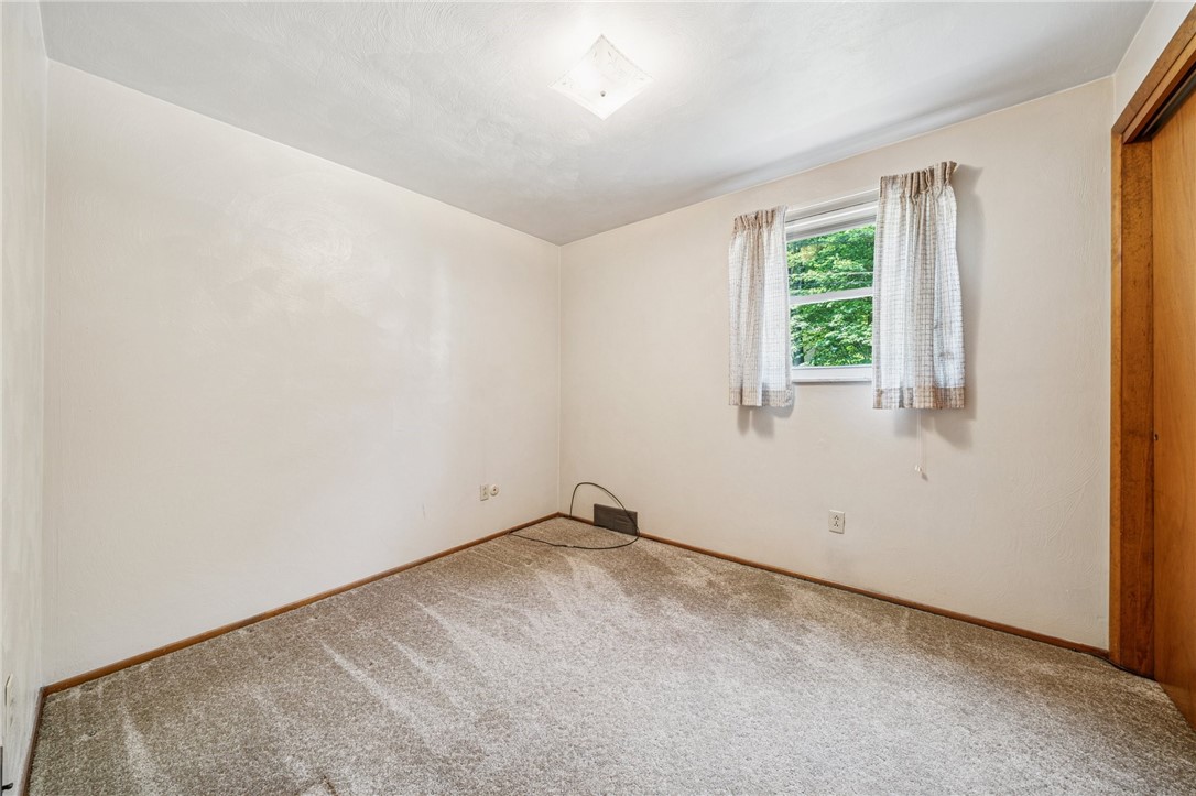 172 Fox Chase Dr