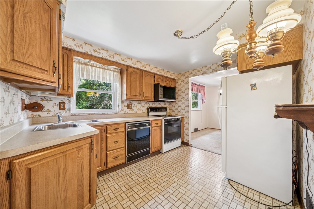172 Fox Chase Dr