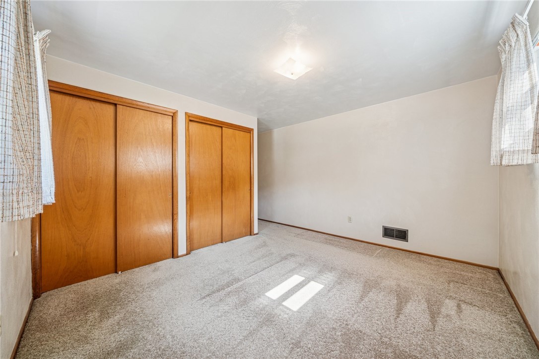172 Fox Chase Dr