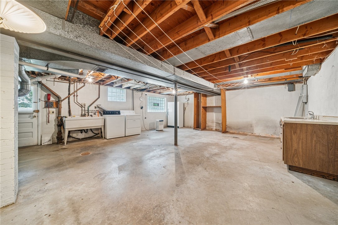 172 Fox Chase Dr