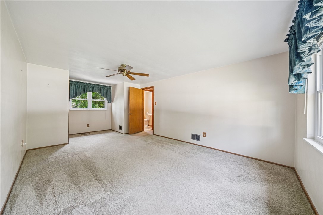 172 Fox Chase Dr