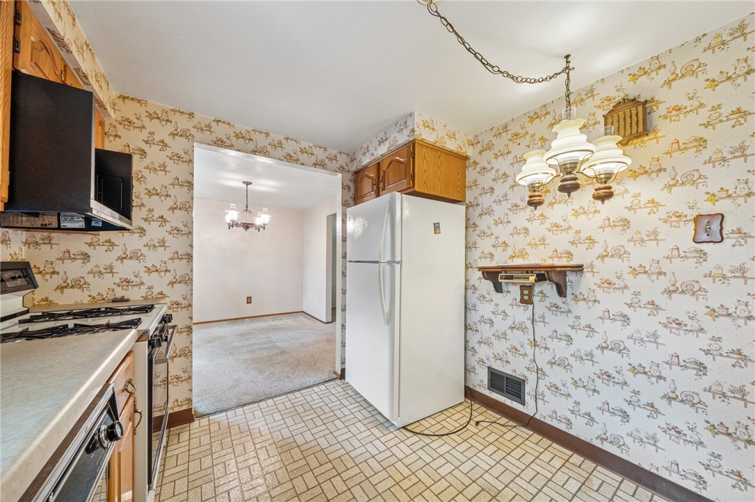 172 Fox Chase Dr