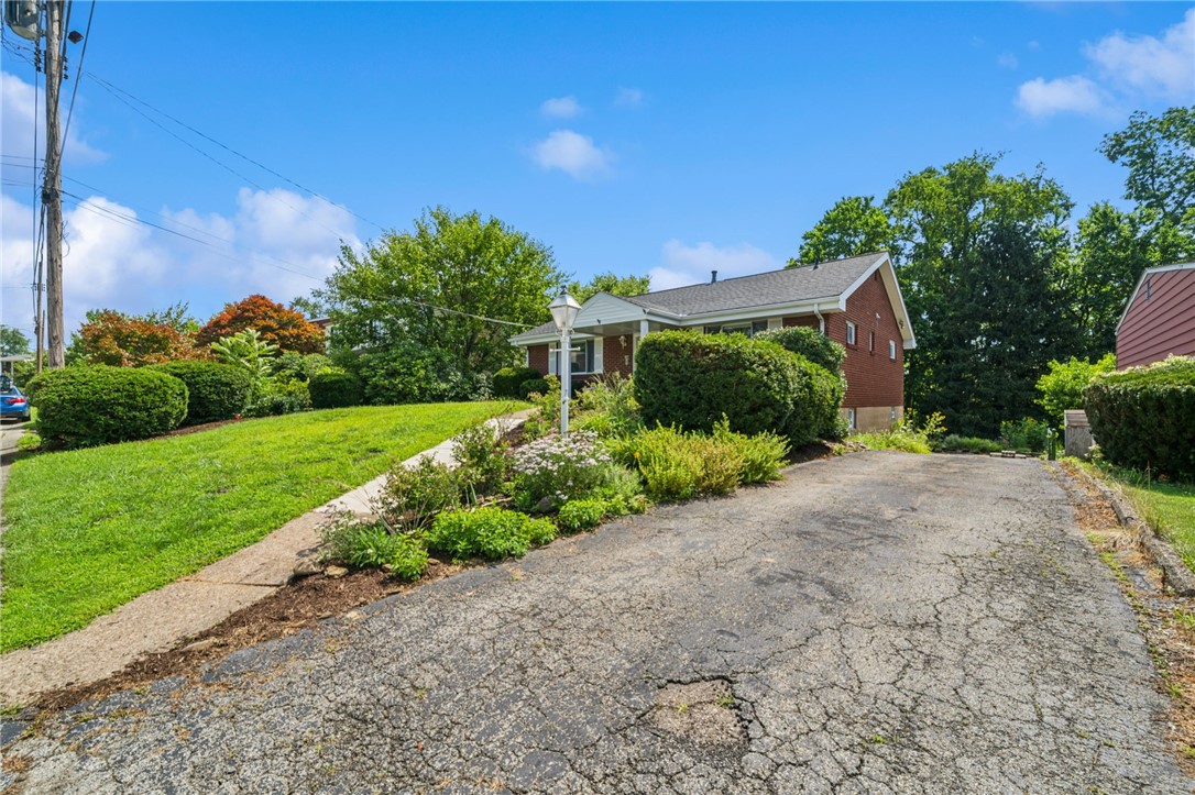 439 Bryant Dr
