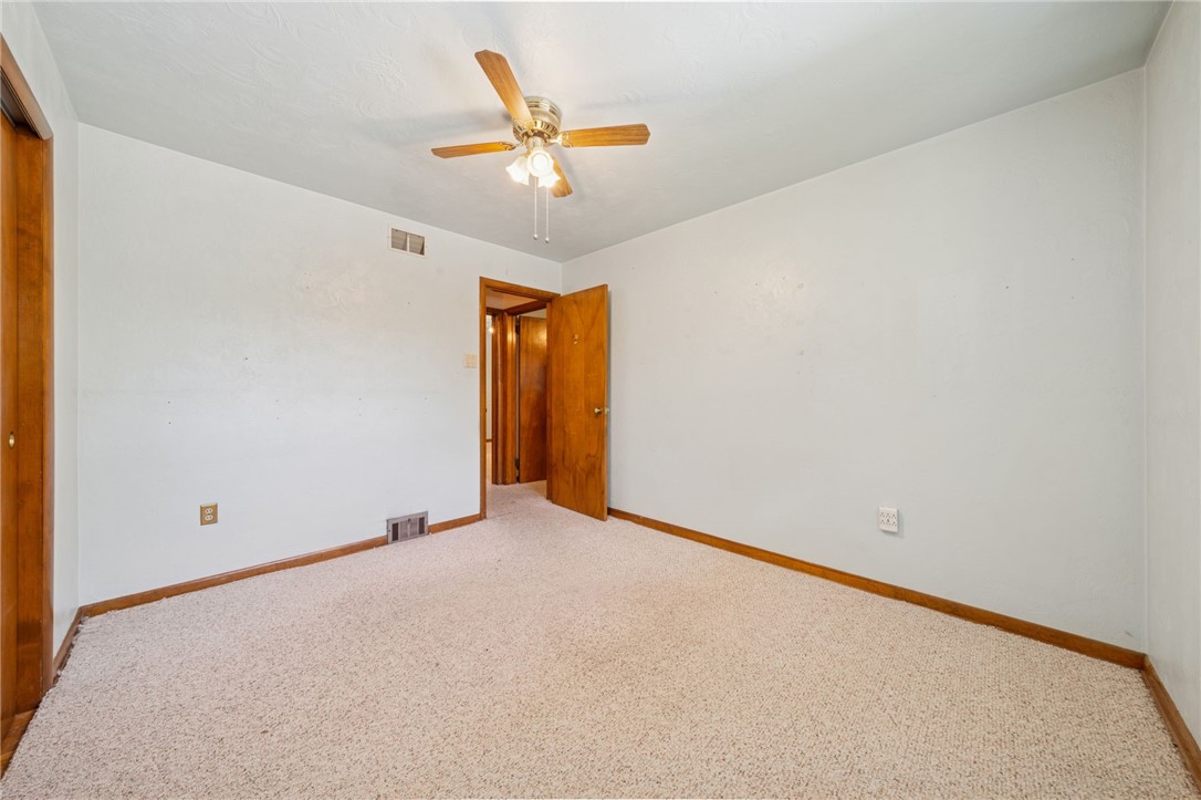 305 Golf Dr