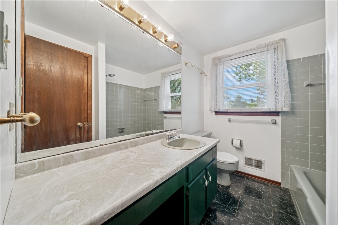 9261 Douglas Fir Dr