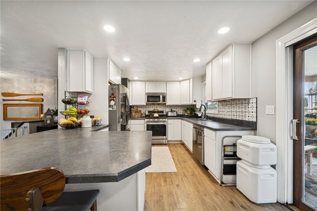 1666 Old Leechburg Rd