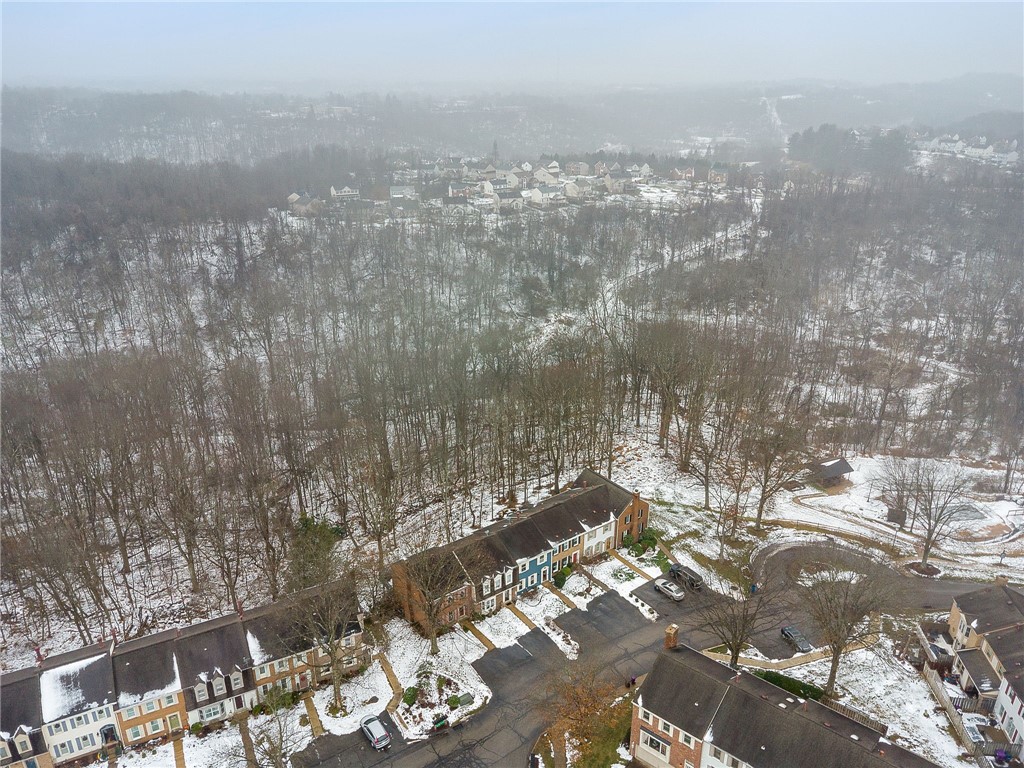 206 Falls Village Rd