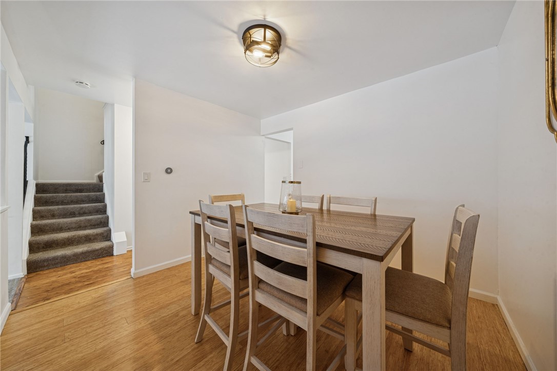 206 Falls Village Rd