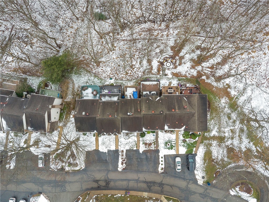 206 Falls Village Rd