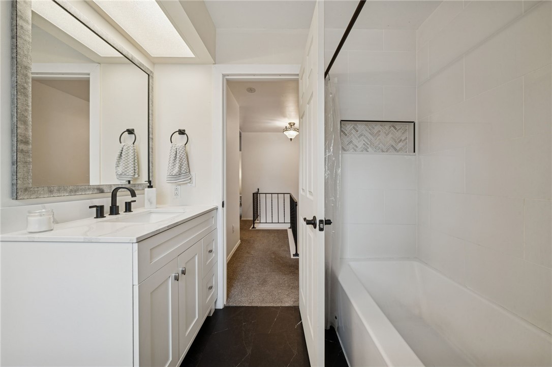 206 Falls Village Rd