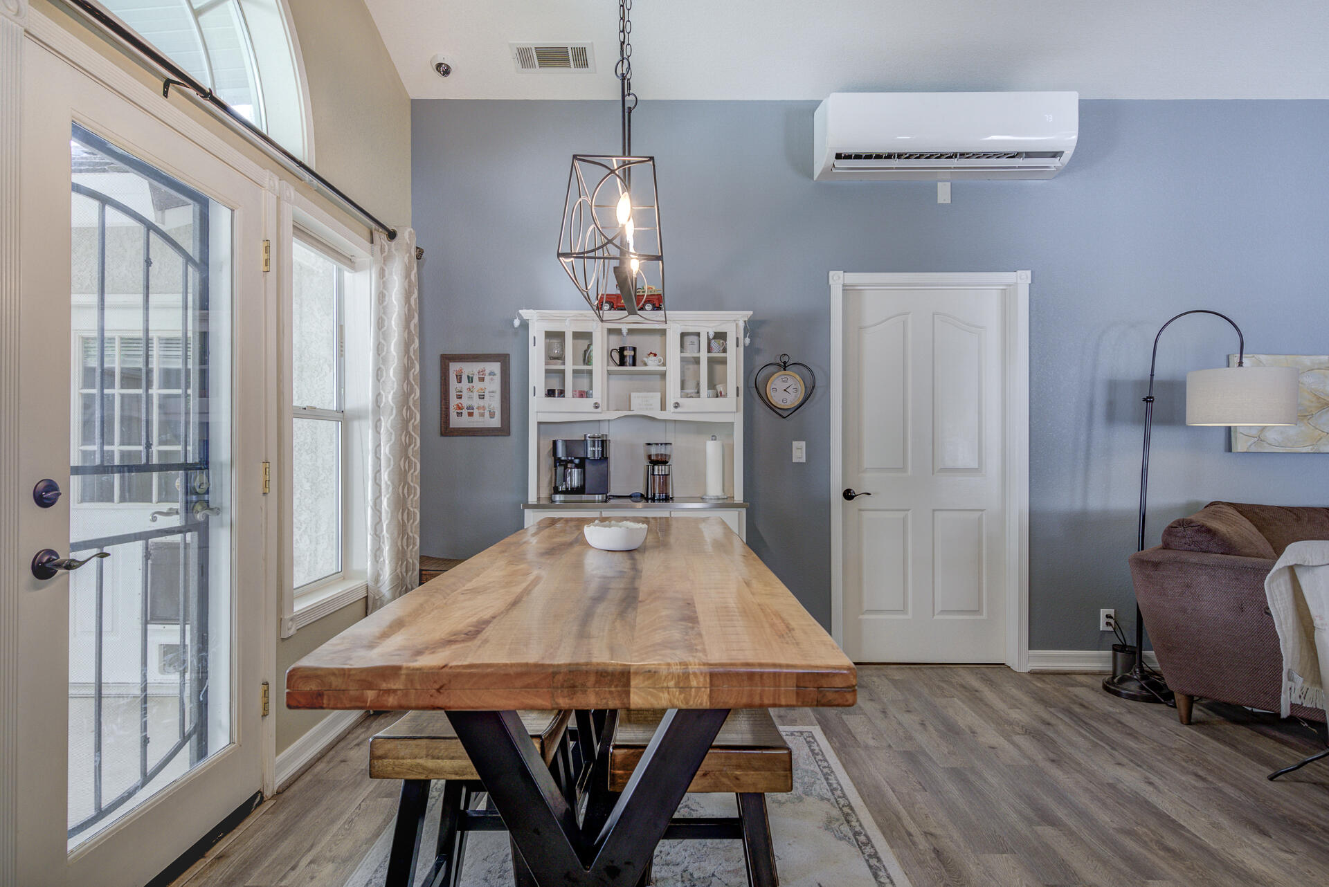 5475 Indianwood Drive