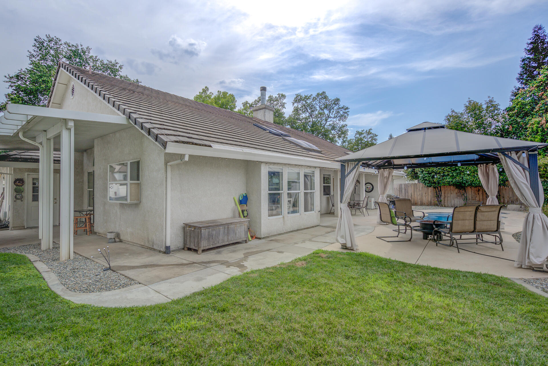 5475 Indianwood Drive