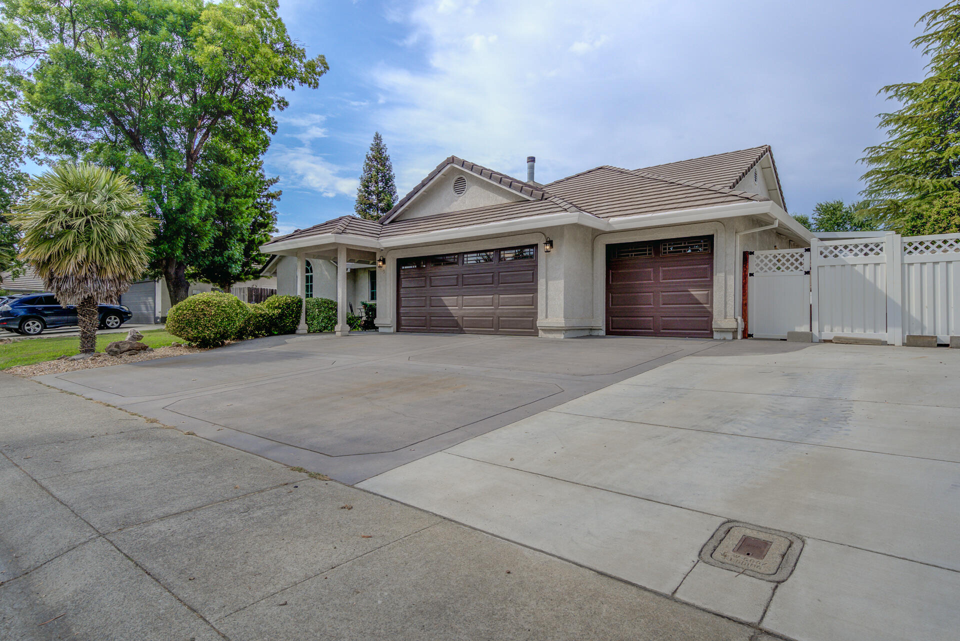 5475 Indianwood Drive