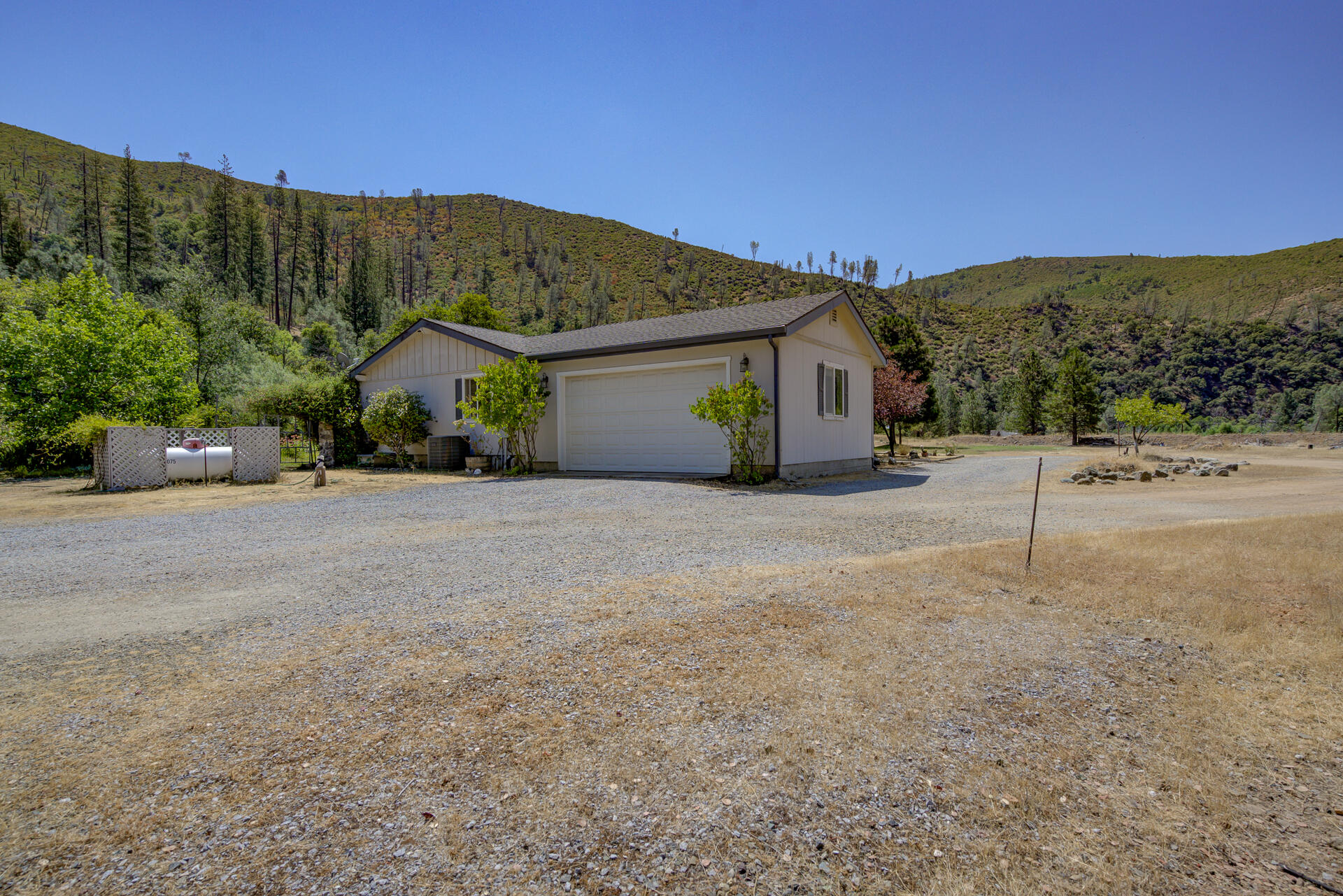 14925 Trinity Mountain Road