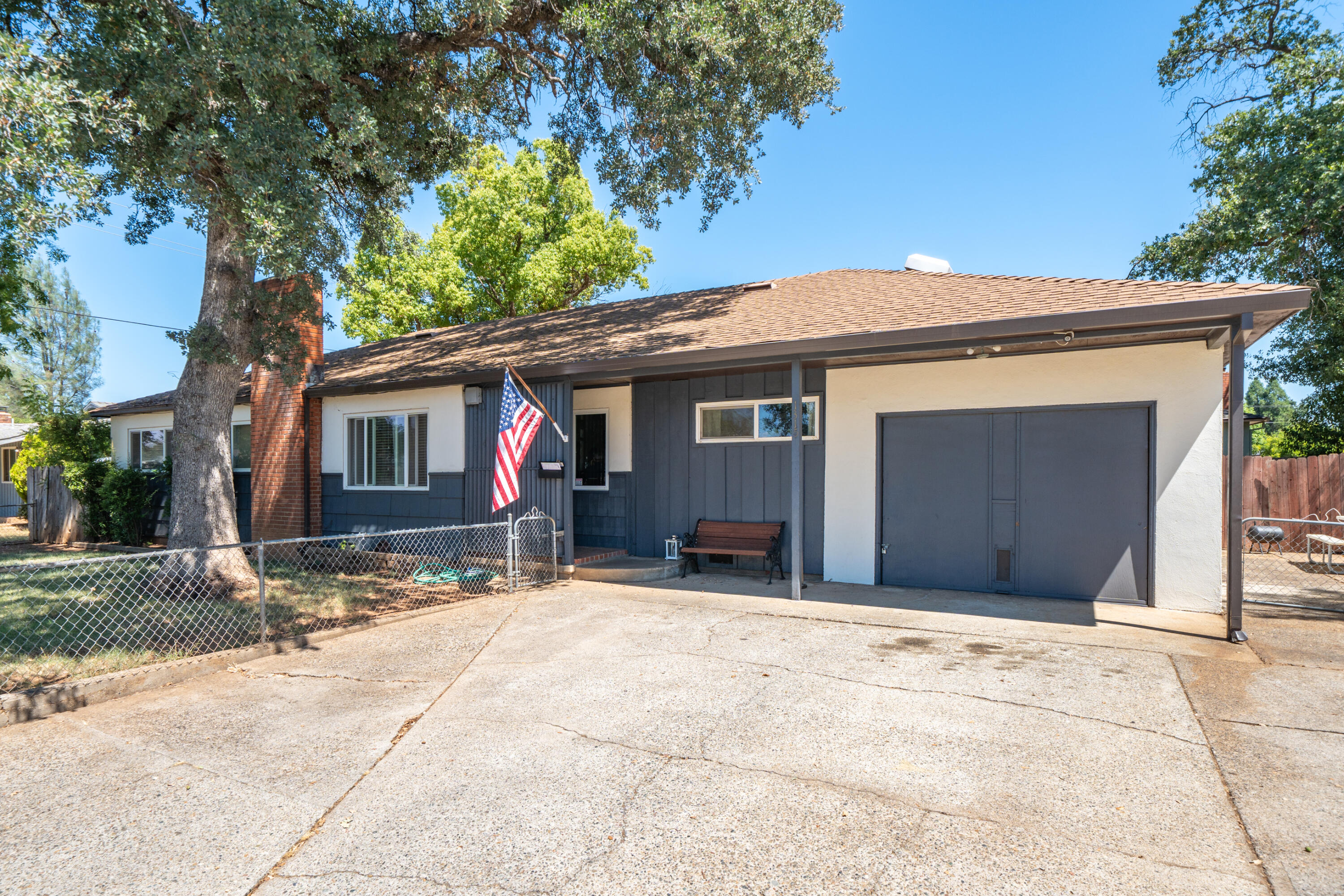 1315 Jeffries Avenue