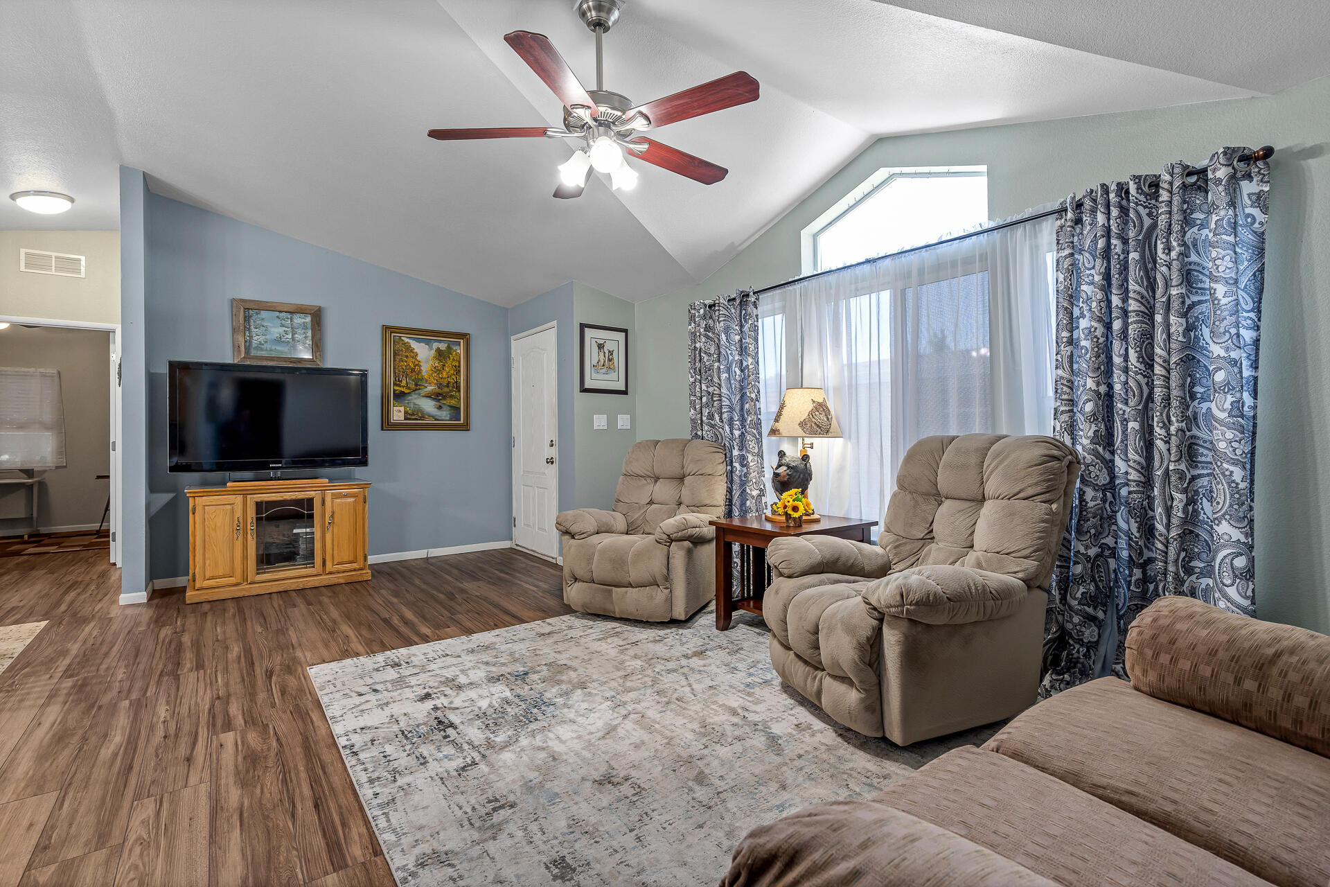 3304 Shasta Dam Boulevard, 147