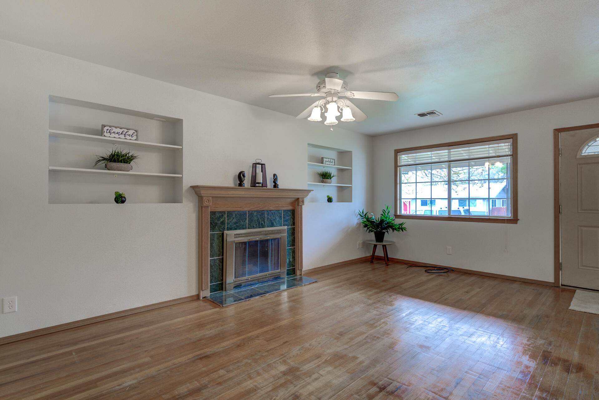 1208 Riviera Drive