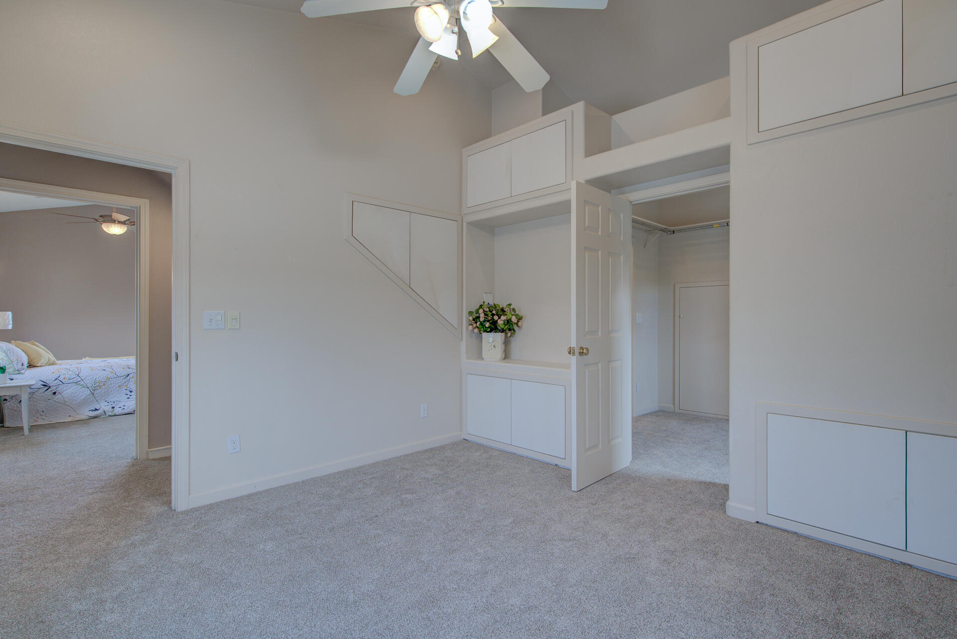 1208 Riviera Drive