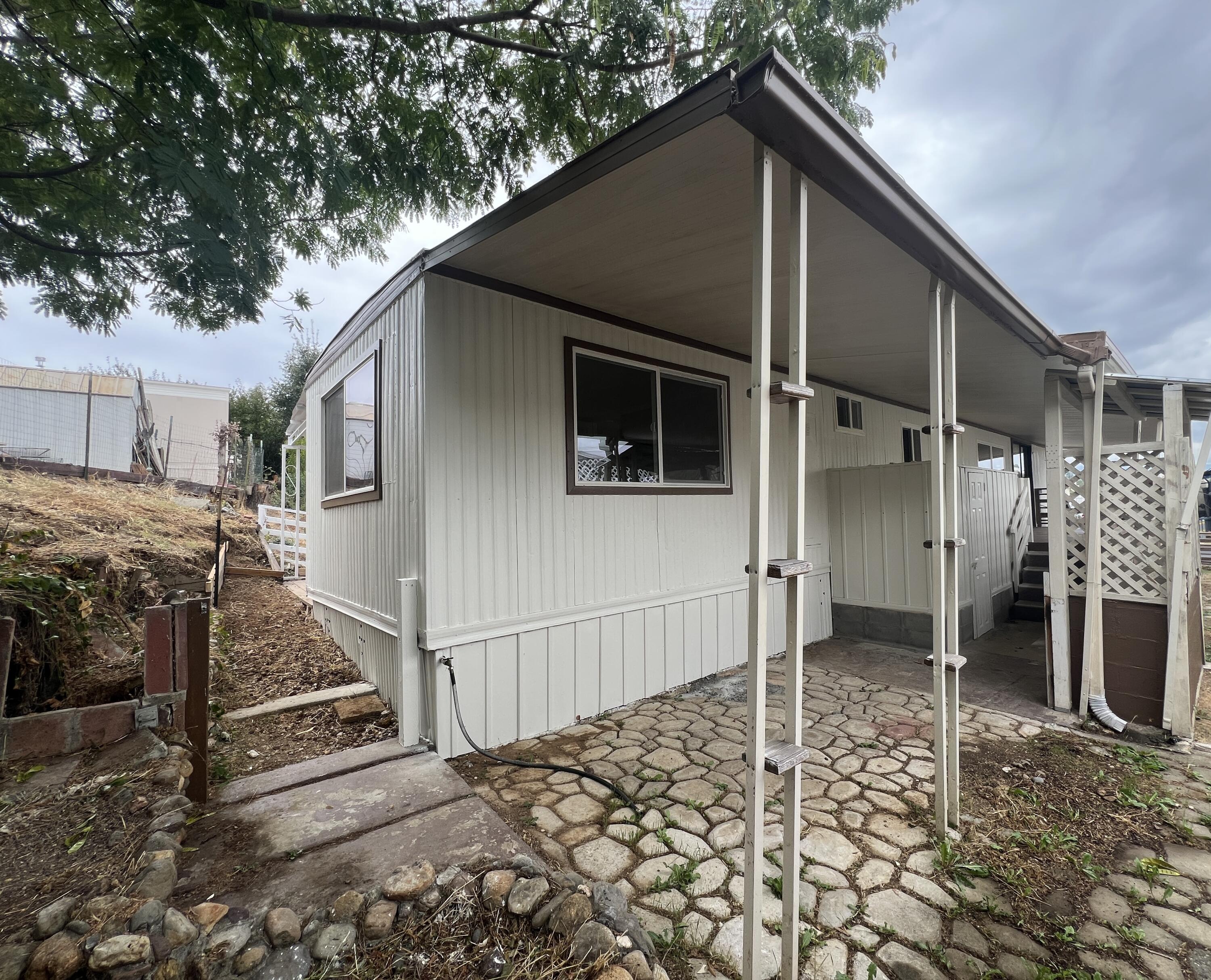 481 Twin View Boulevard, 94