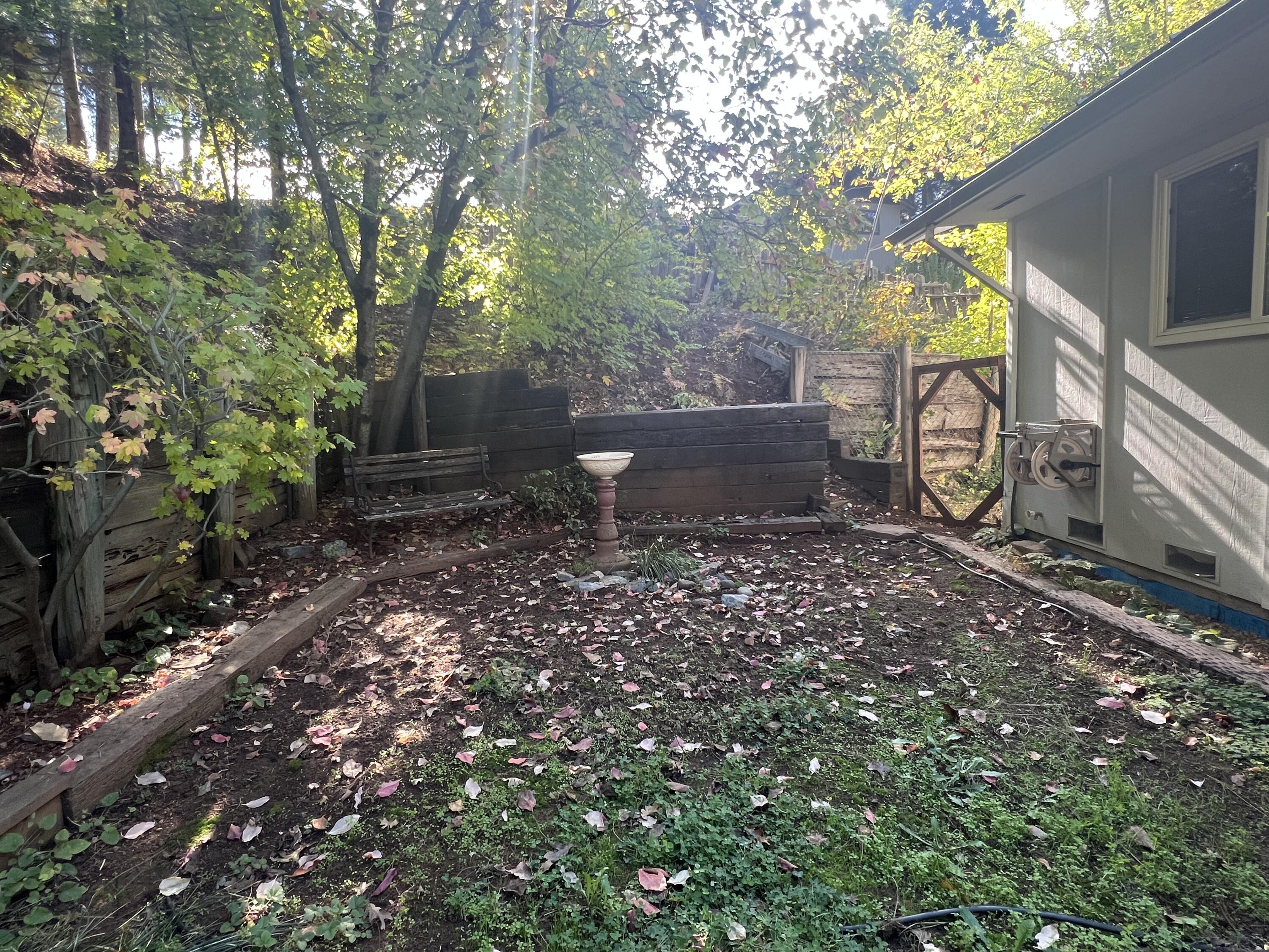 4316 Siskiyou Avenue, Dunsmuir