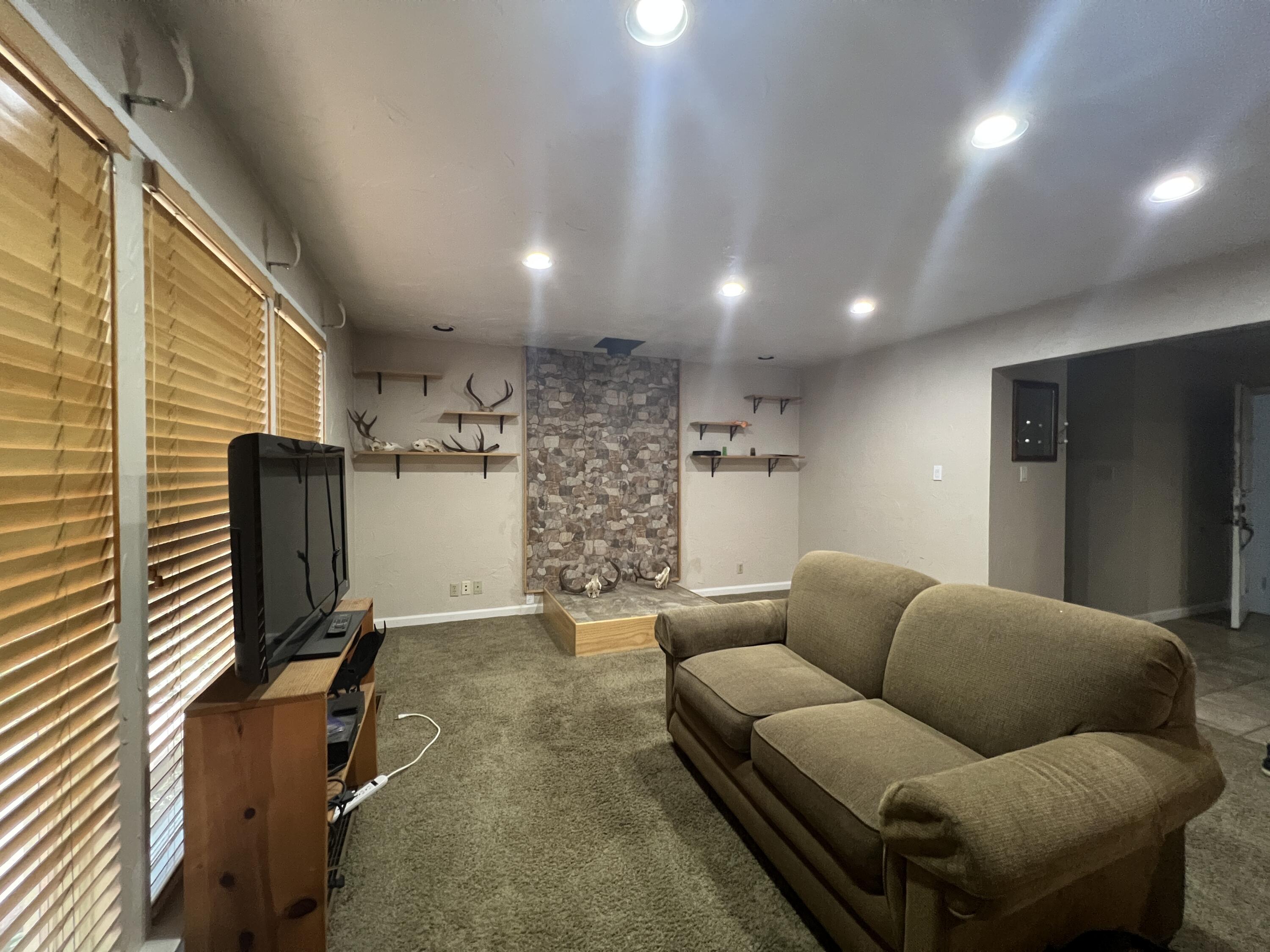 4316 Siskiyou Avenue, Dunsmuir