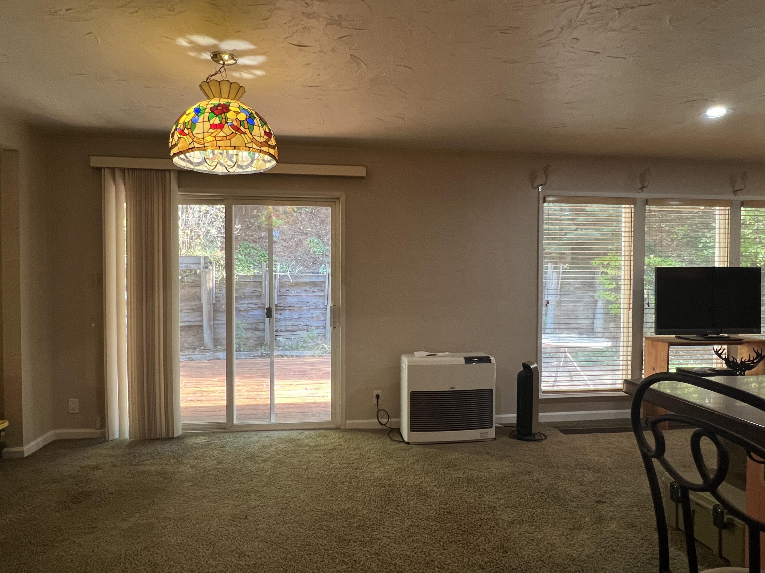 4316 Siskiyou Avenue, Dunsmuir