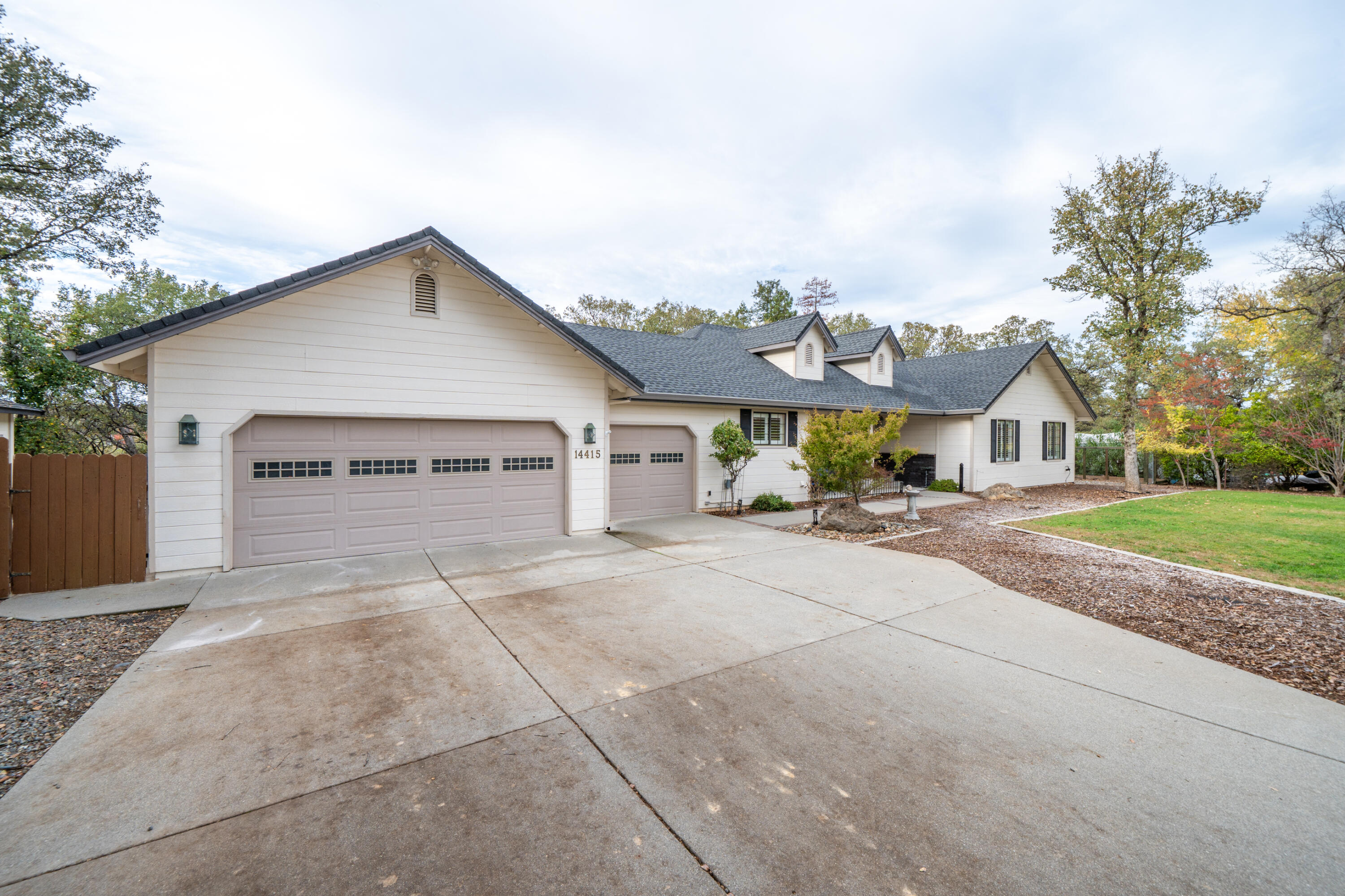 14415 Del Oro Court