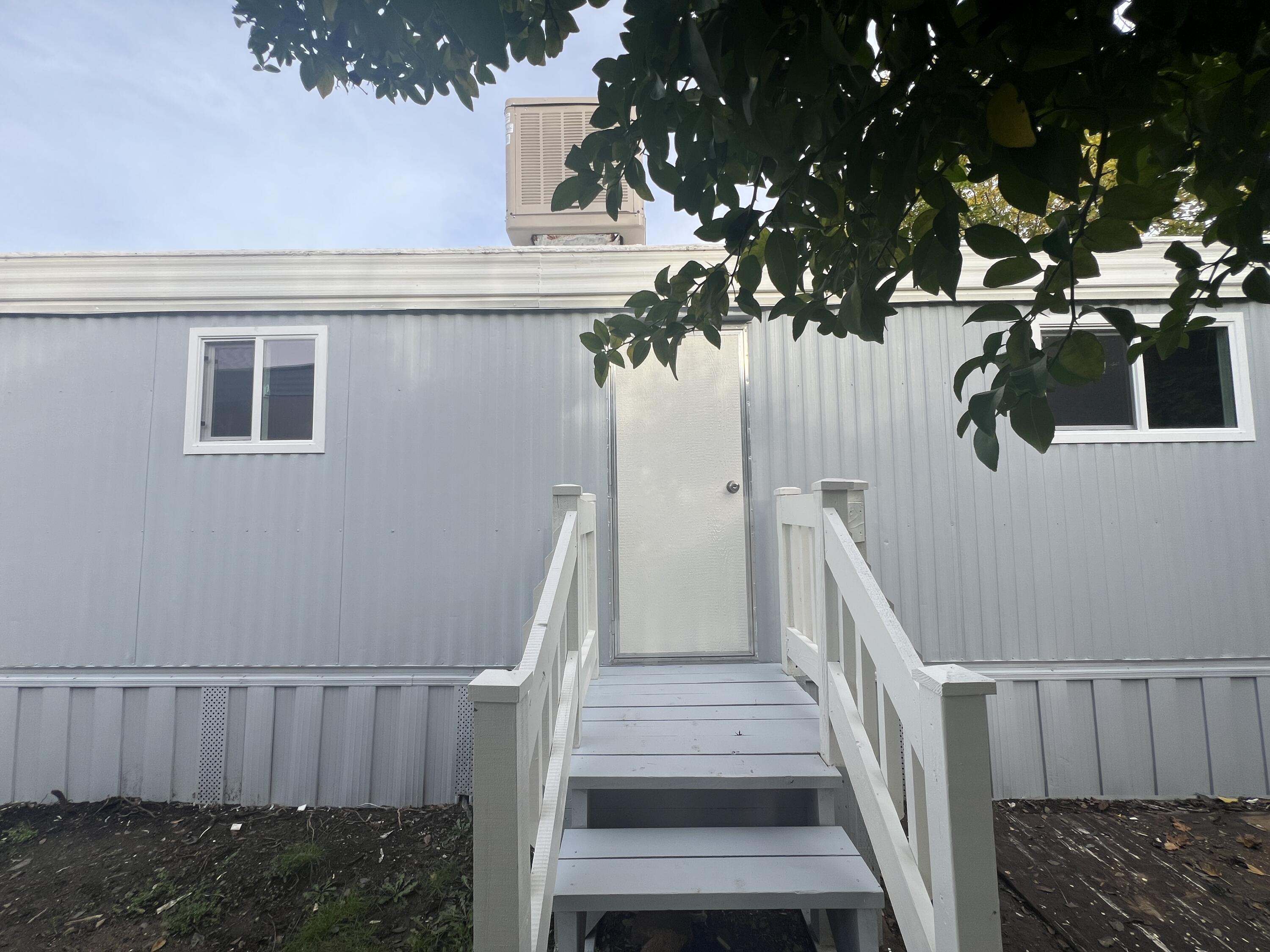 481 Twin View Boulevard, 97