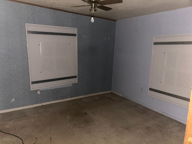 1740 Grand Coulee Boulevard