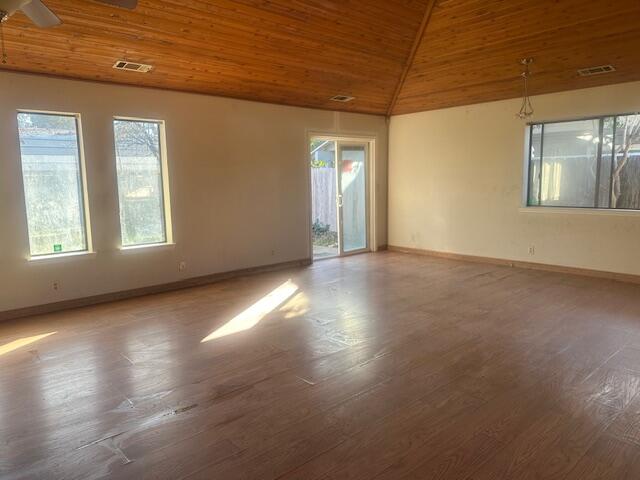 5875 Farm House Lane