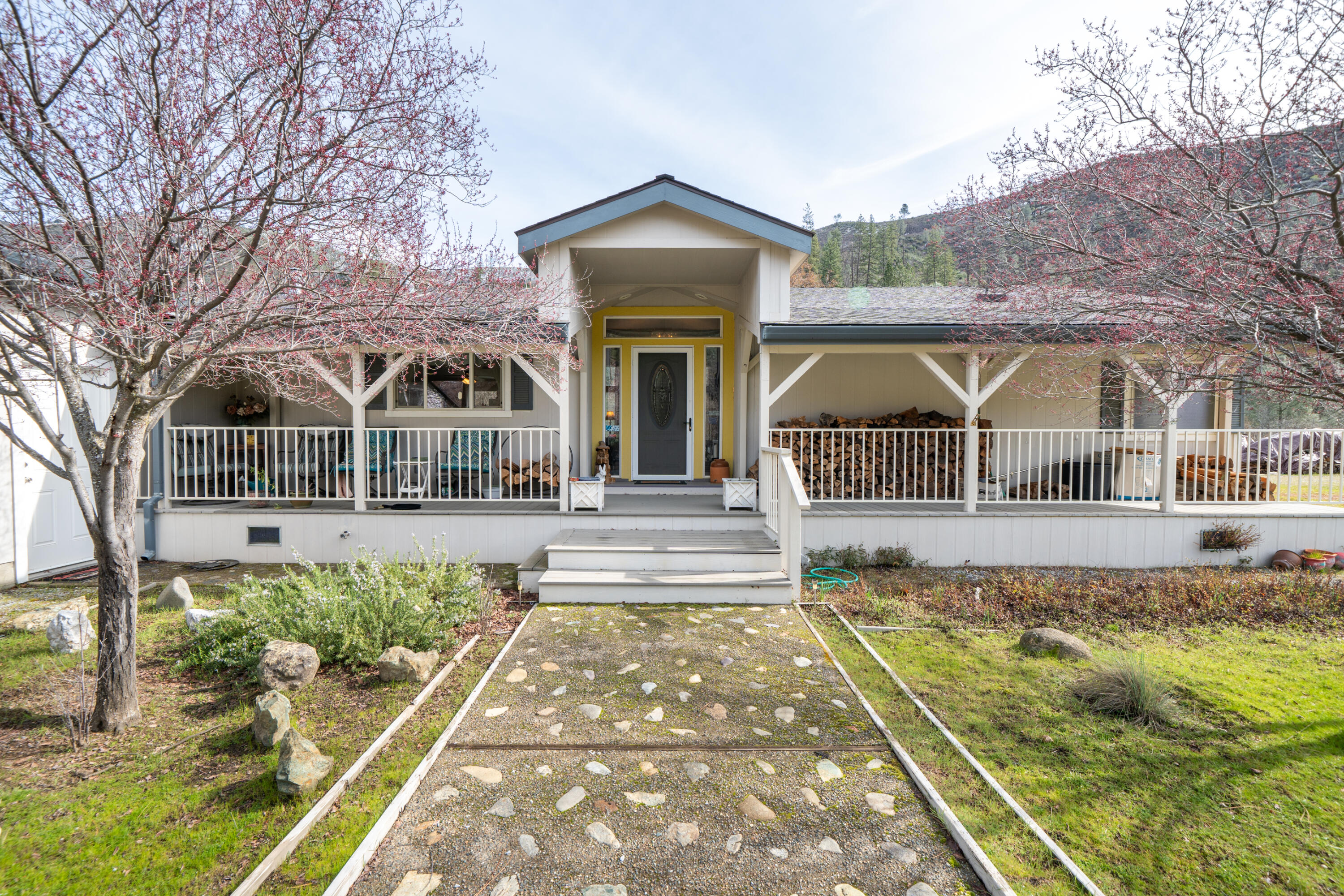 14925 Trinity Mountain Road