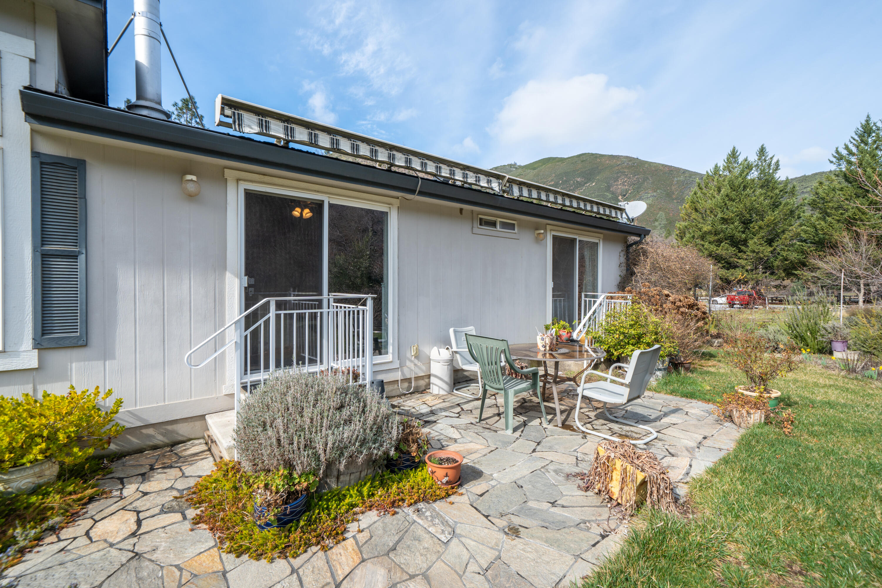 14925 Trinity Mountain Road