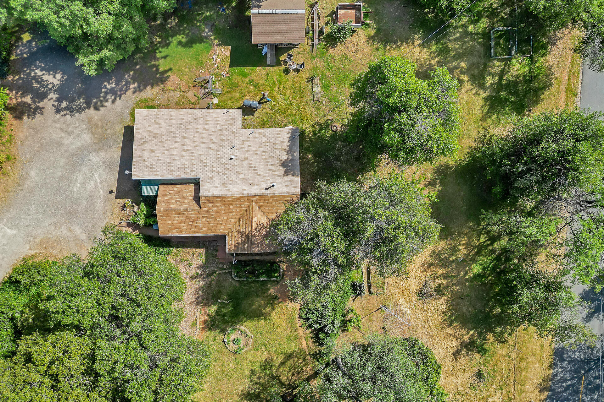 1729 Deer Creek Road