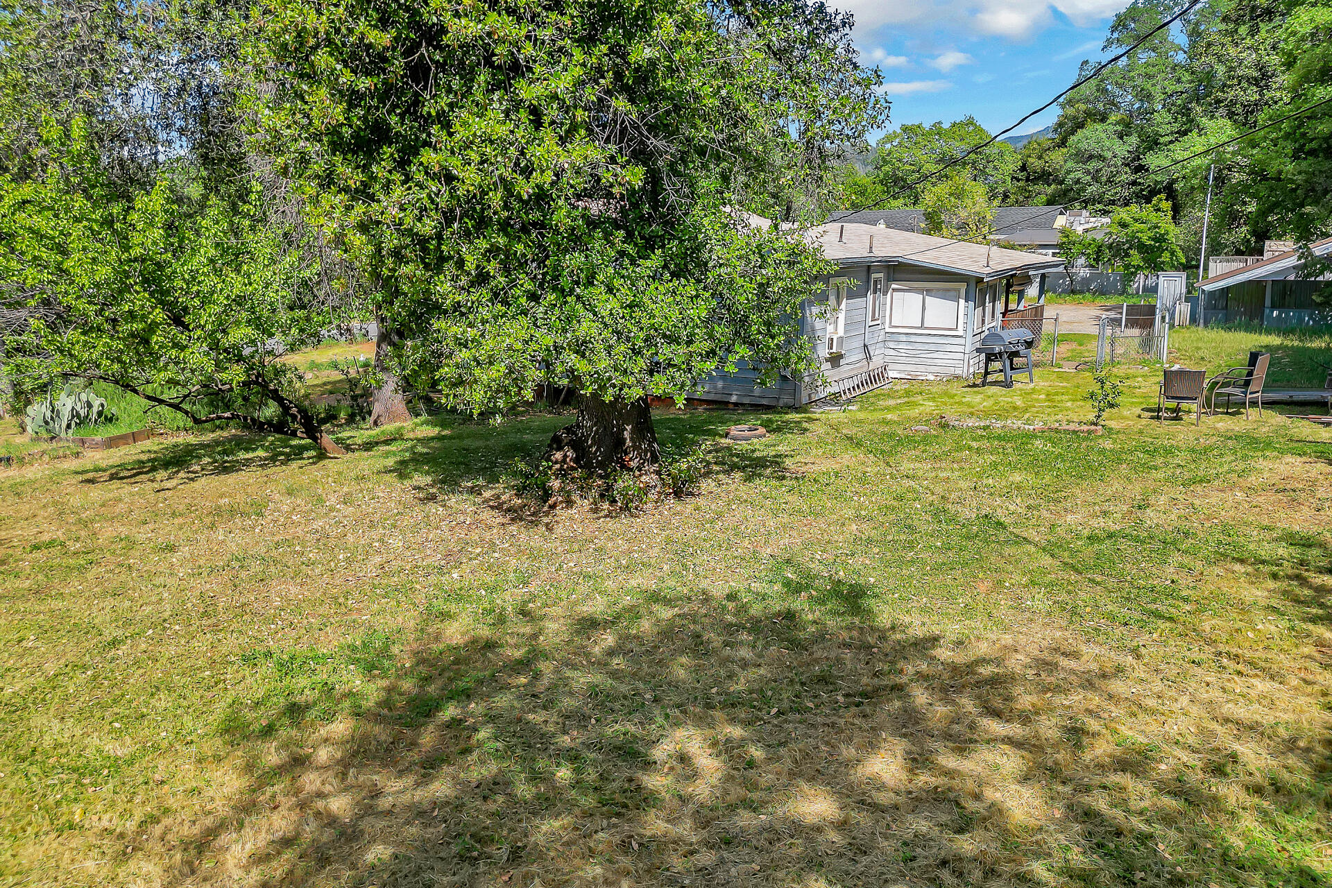 1729 Deer Creek Road