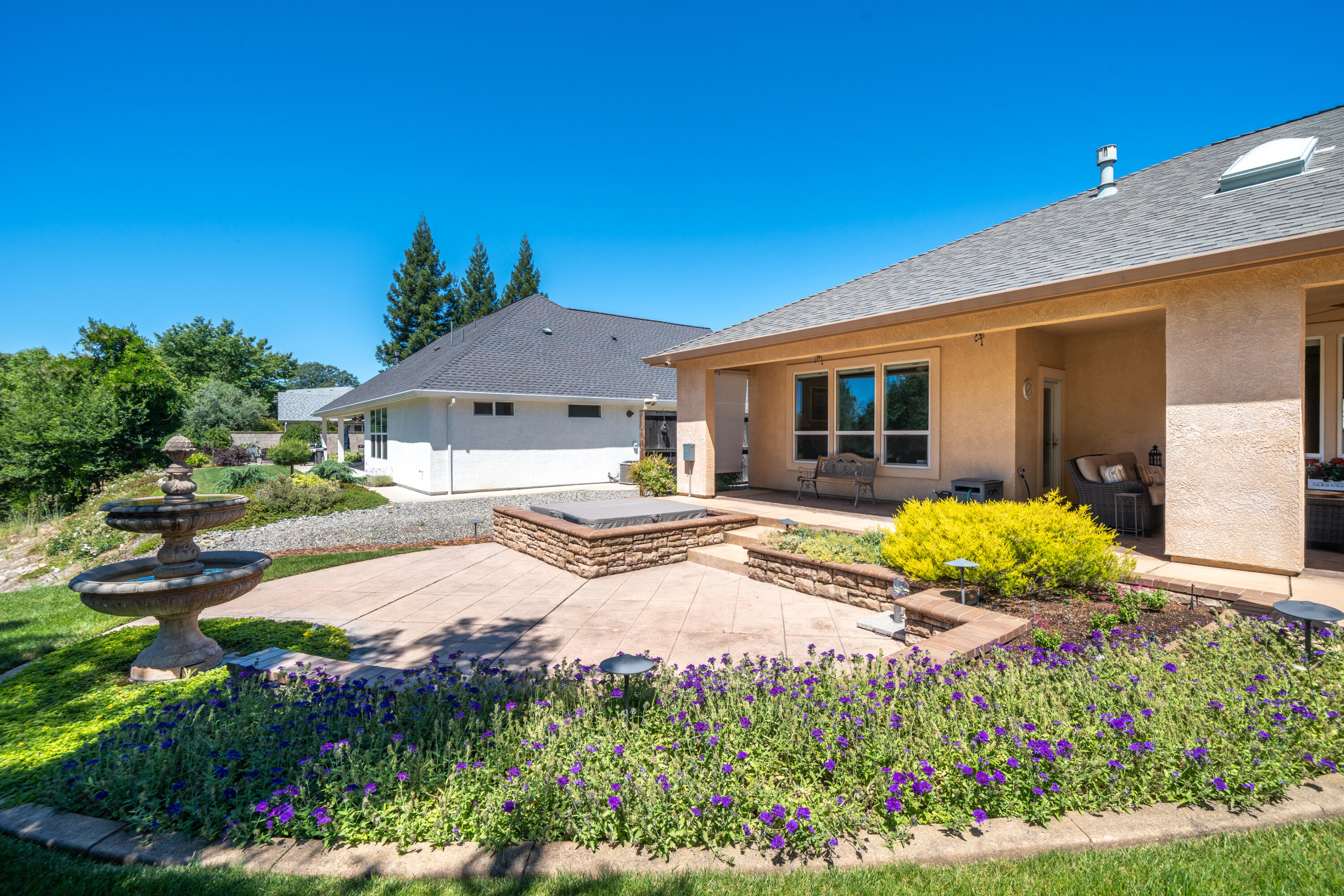2318 Hope Lane