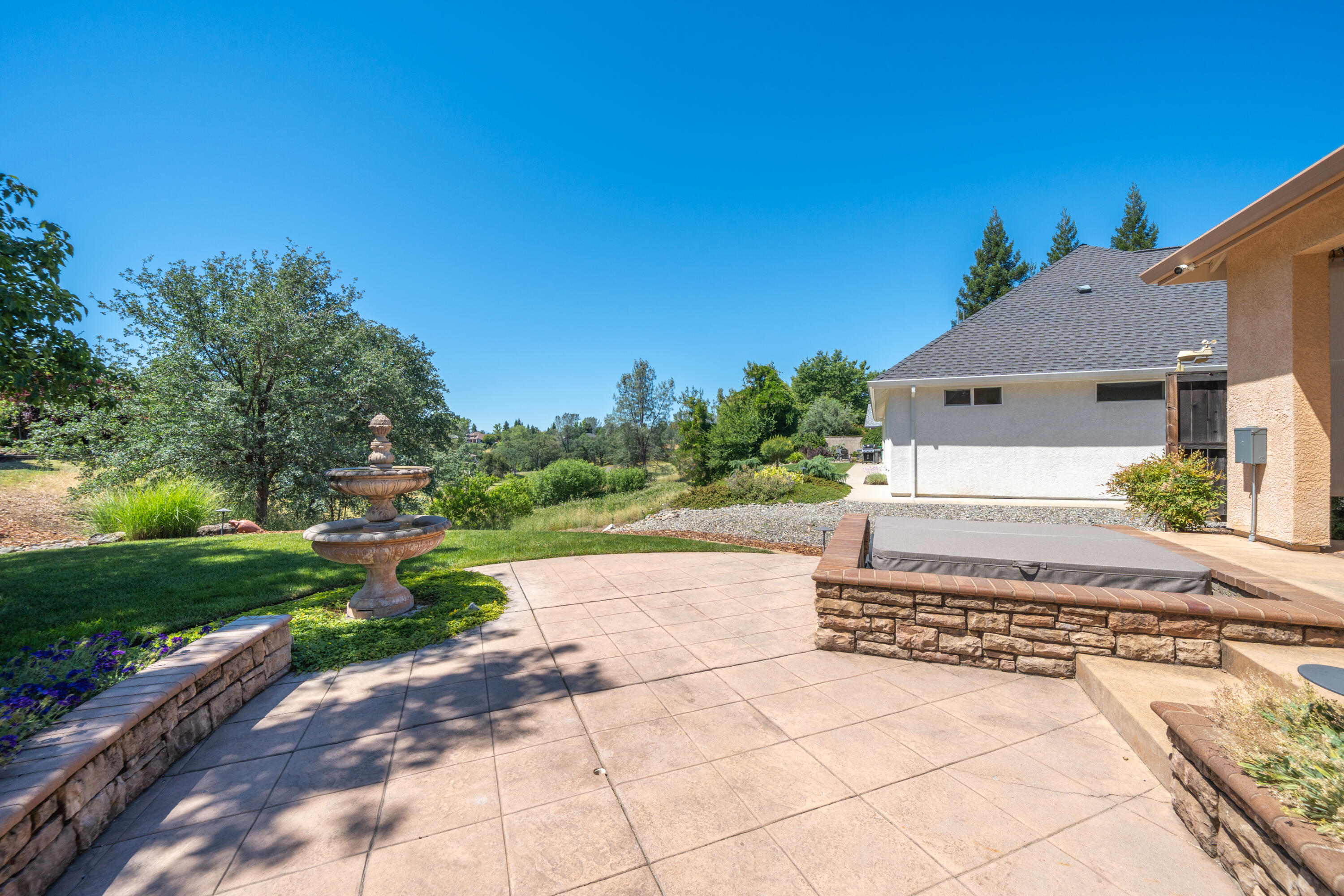 2318 Hope Lane