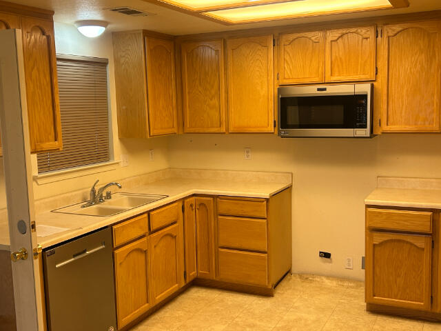 2863 Sandstone Drive