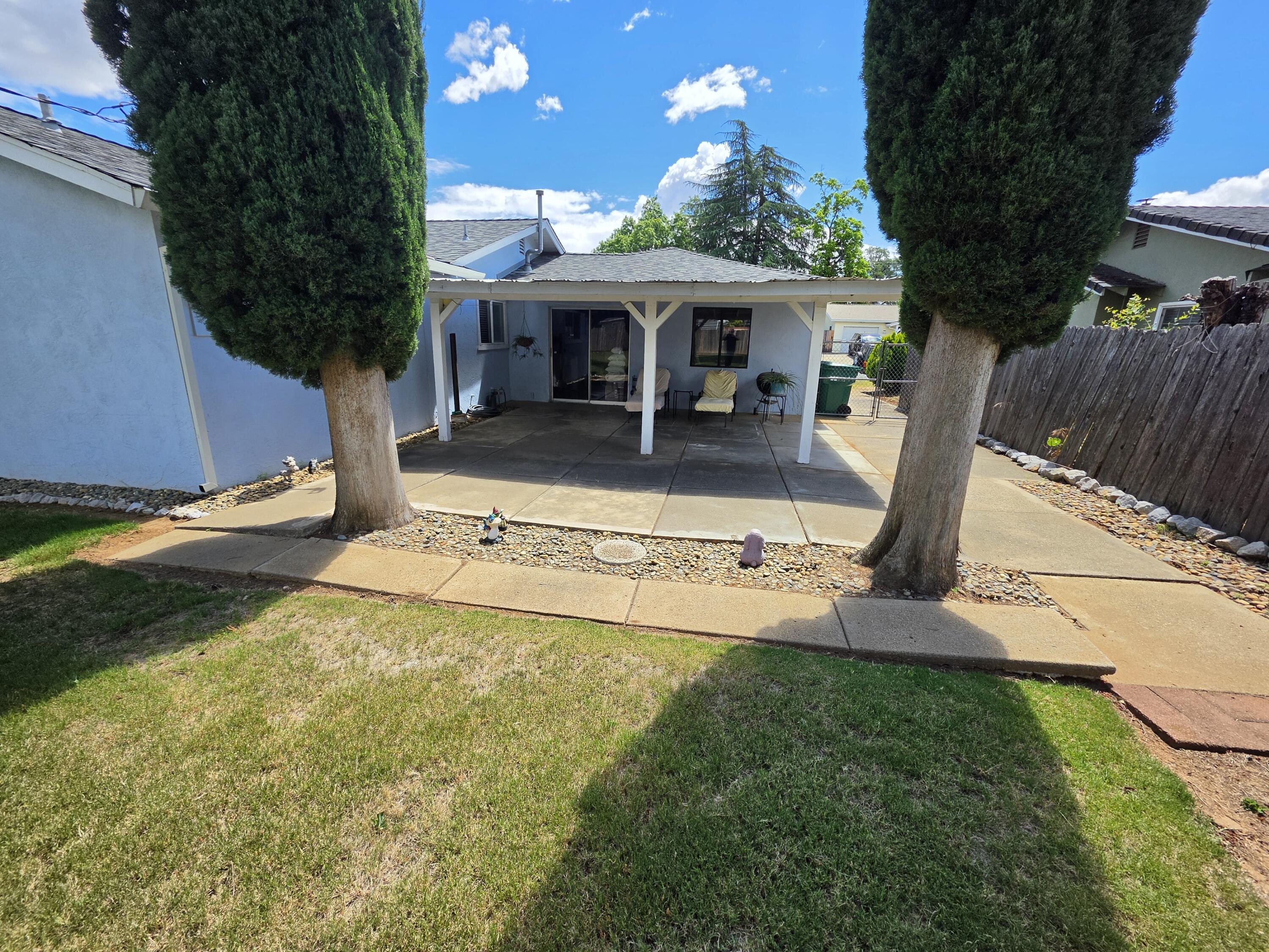 1424 Lodgepole Avenue
