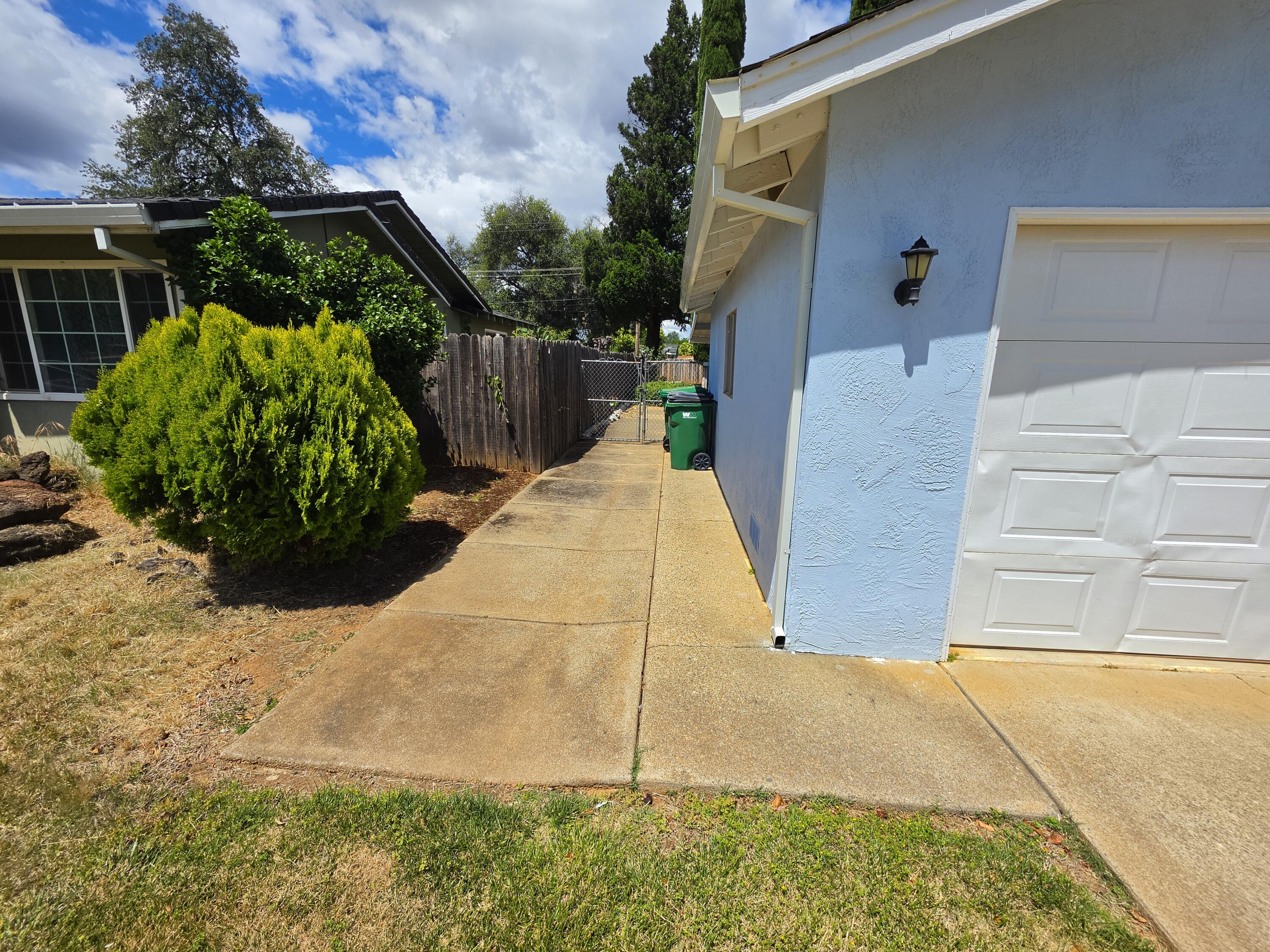 1424 Lodgepole Avenue